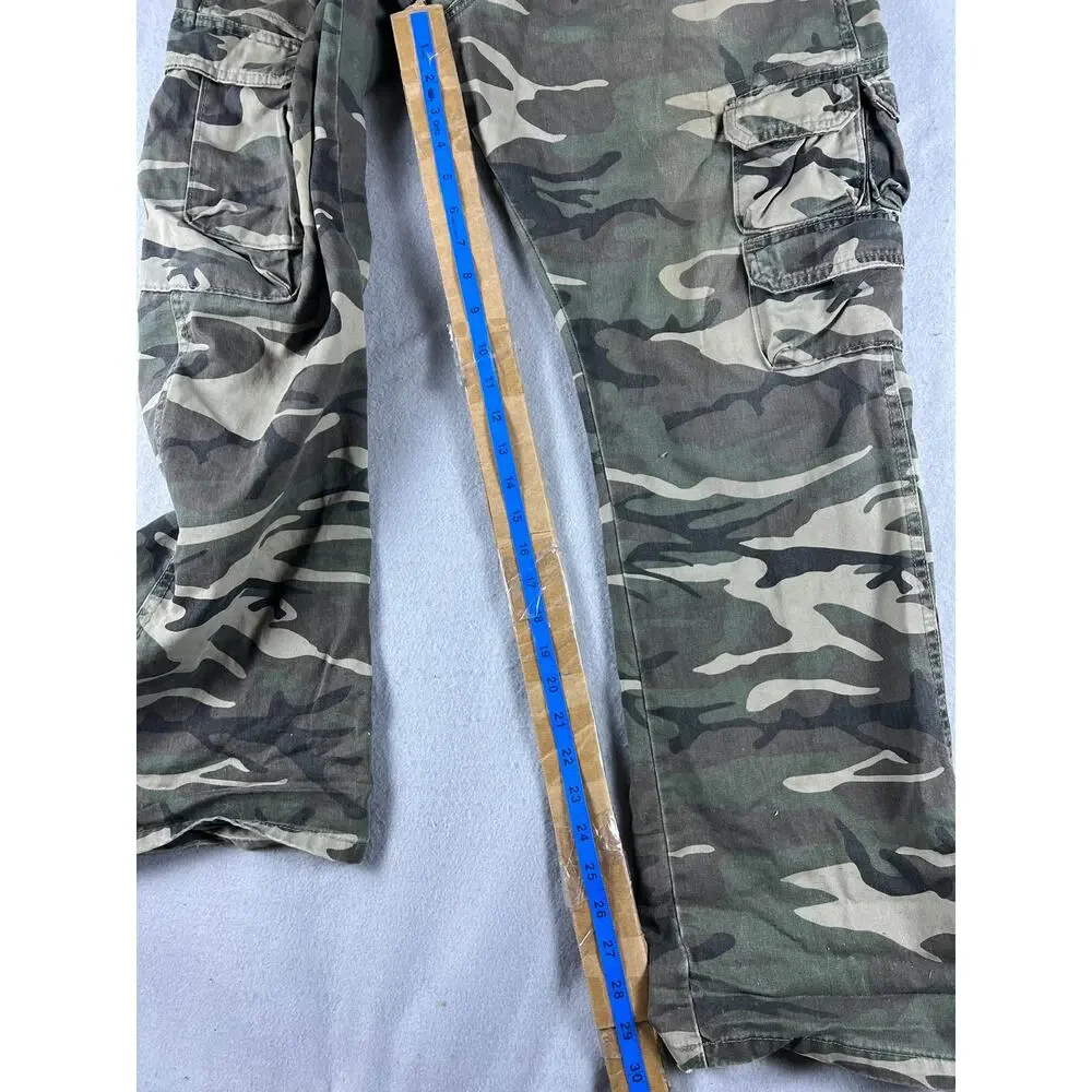 Wrangler Cargo Pants Mens 35x30 Green Camo Relaxed Fit Utility Workwear Outdoor